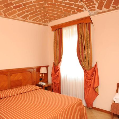 Hotel Acqui & Centro Benessere Acqui Terme Bagian luar foto