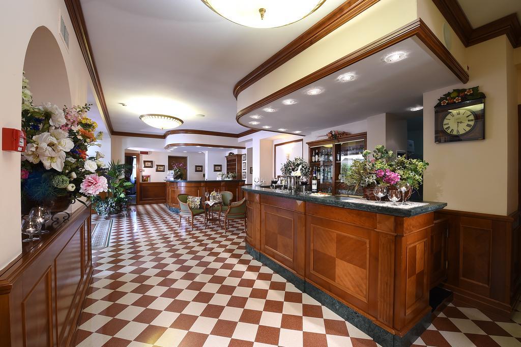 Hotel Acqui & Centro Benessere Acqui Terme Bagian luar foto