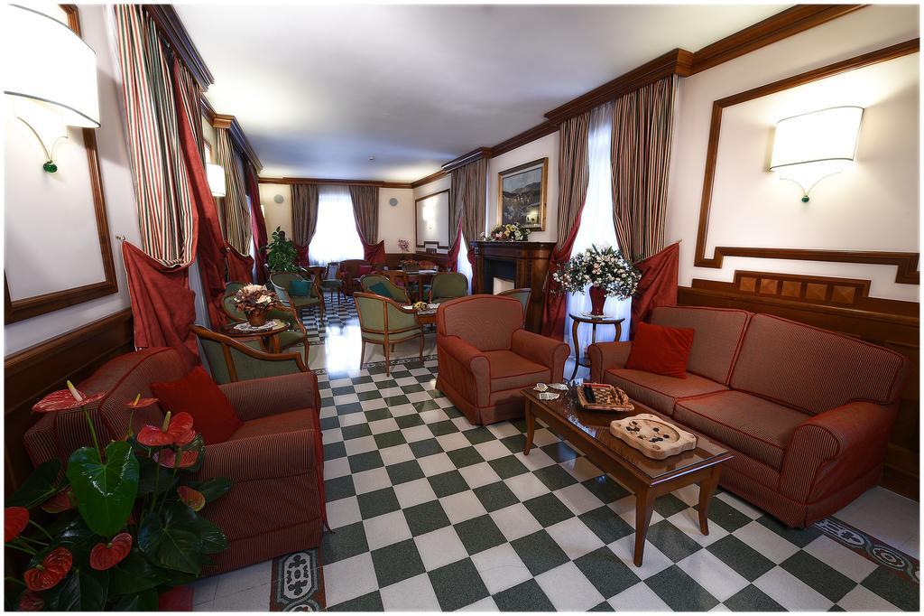 Hotel Acqui & Centro Benessere Acqui Terme Bagian luar foto